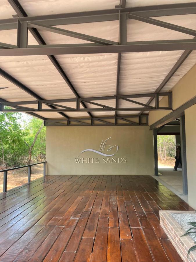 White Sands Lodge Divundu エクステリア 写真